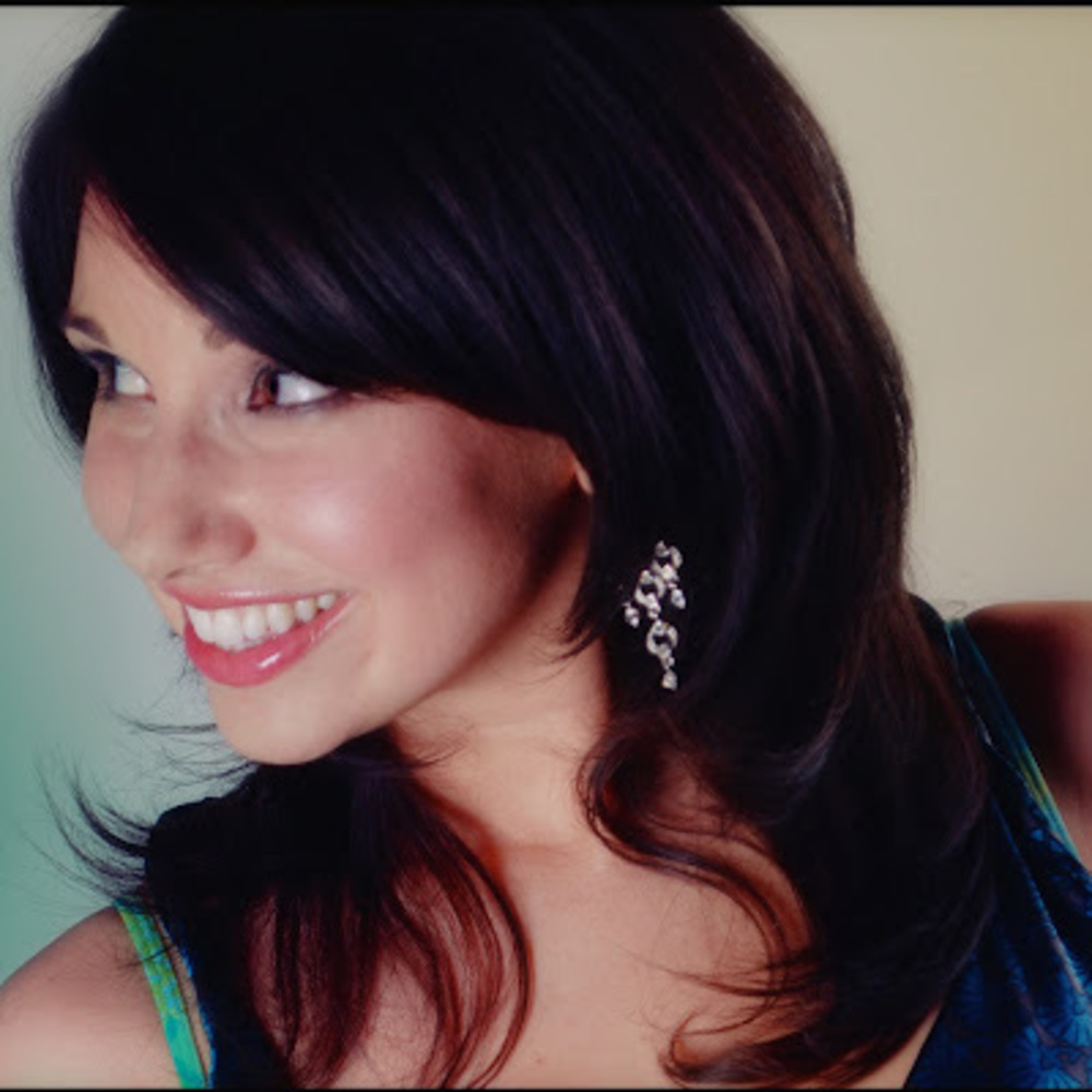 Meet your Posher, Alicia s.